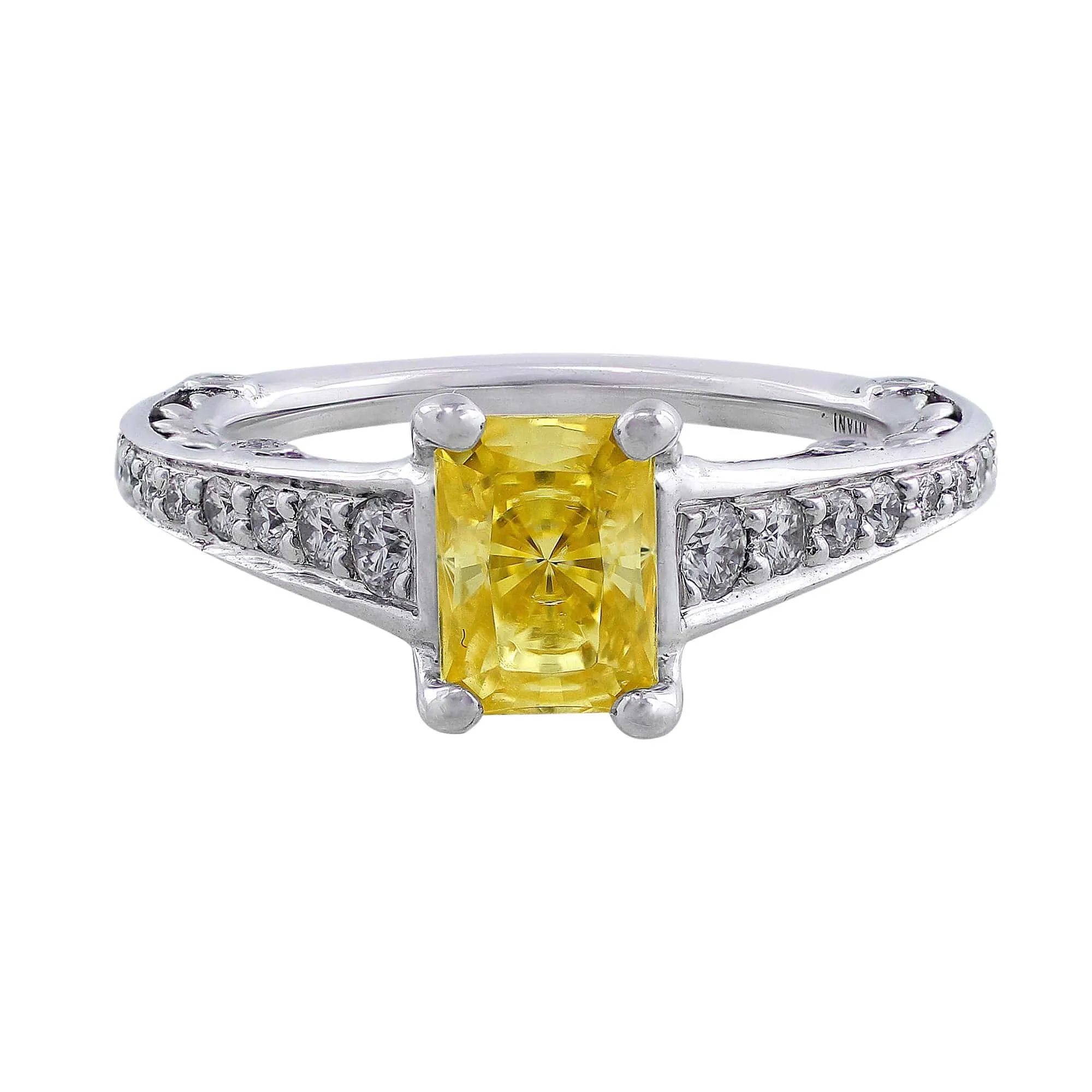 18k White Gold Bead Set Diamond Ring