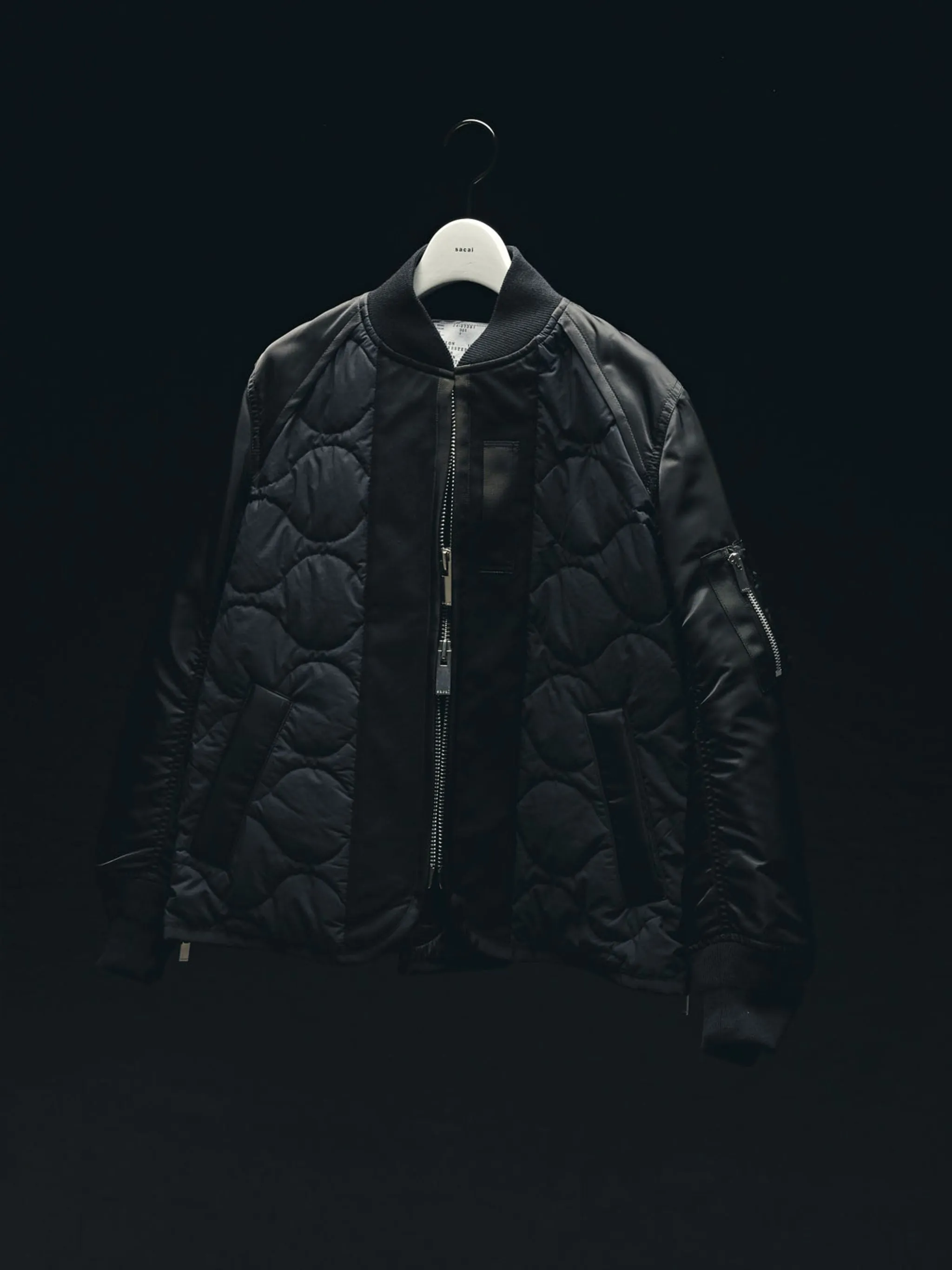 2407381 Nylon twill rip stop jacket