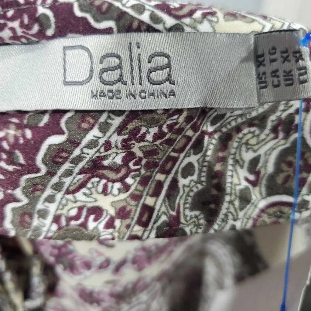 Dalia Top XL