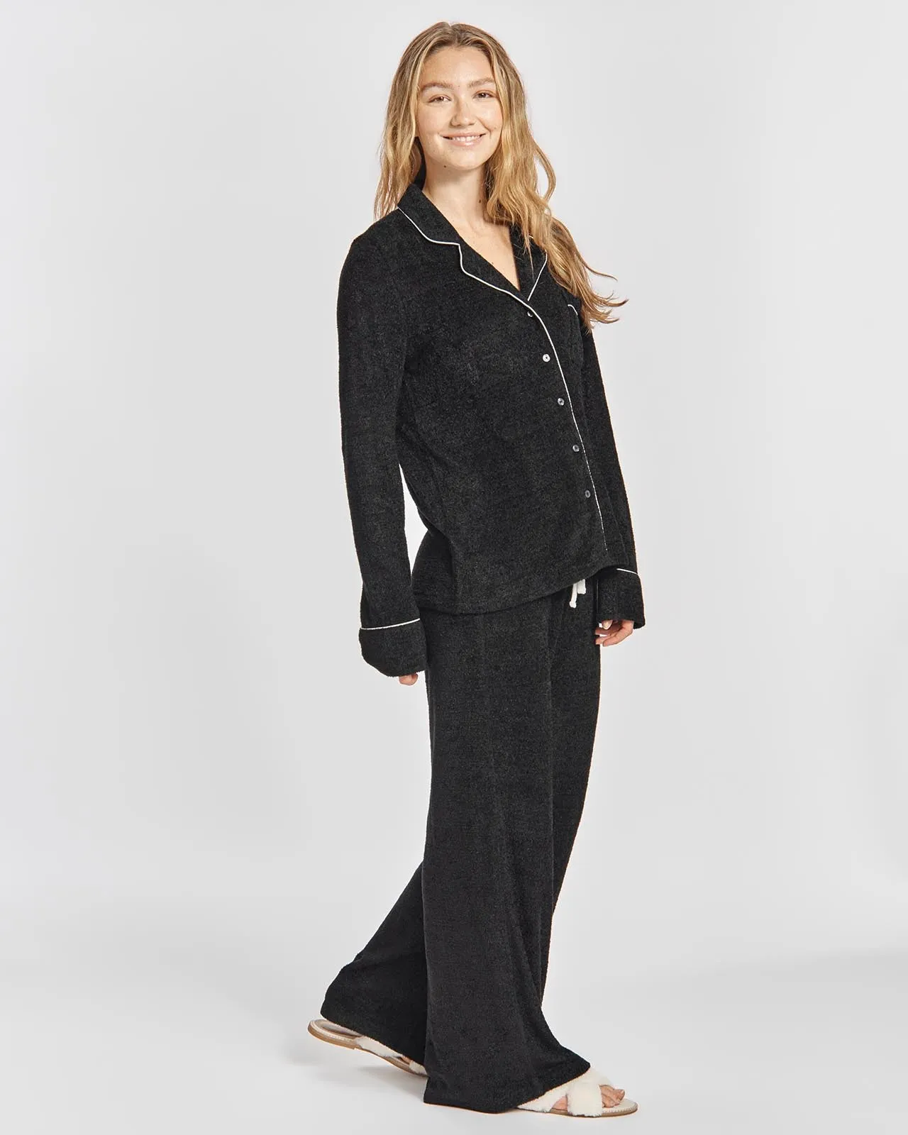 Flora Fuzzy Notch Collar PJ Set in Black