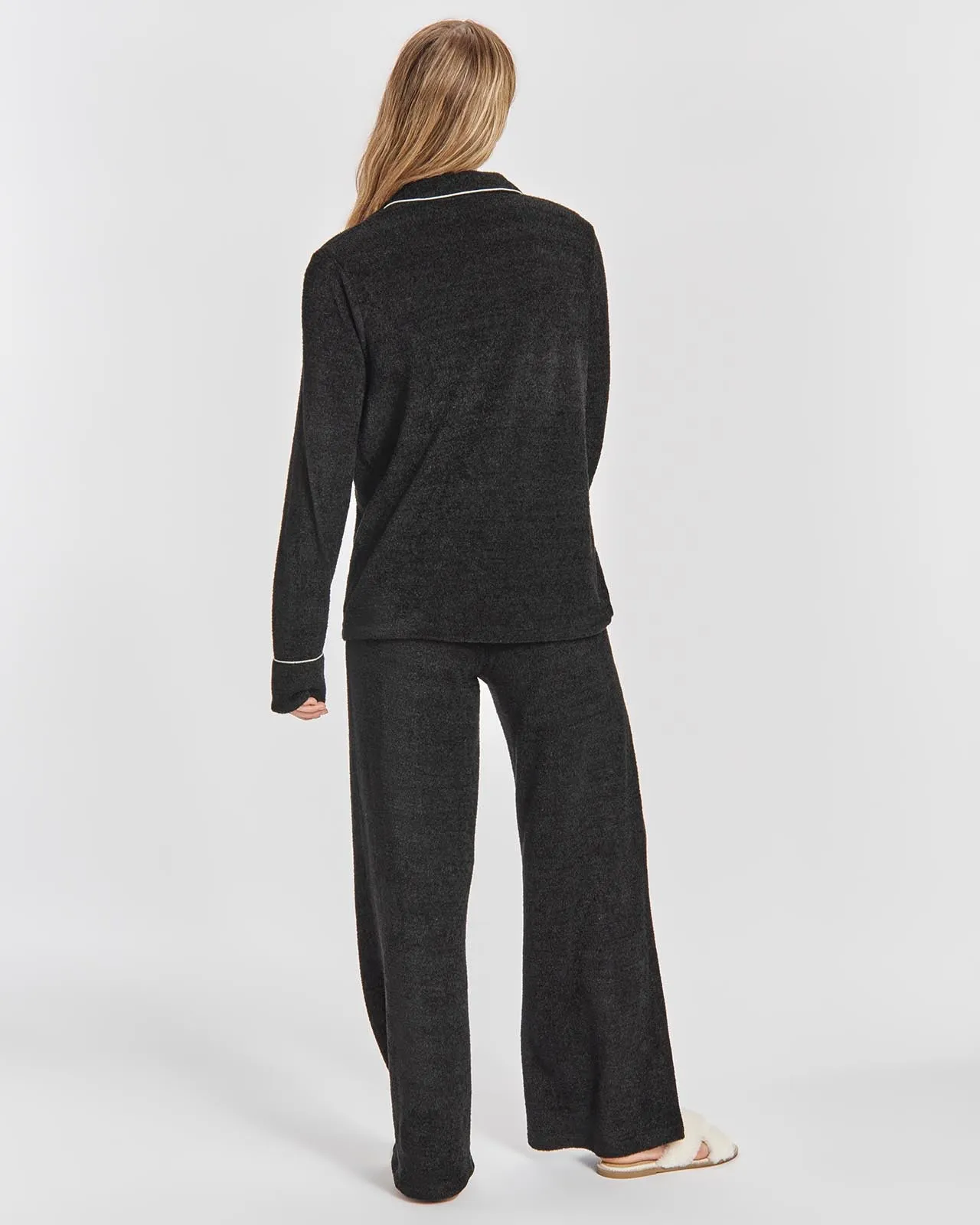 Flora Fuzzy Notch Collar PJ Set in Black