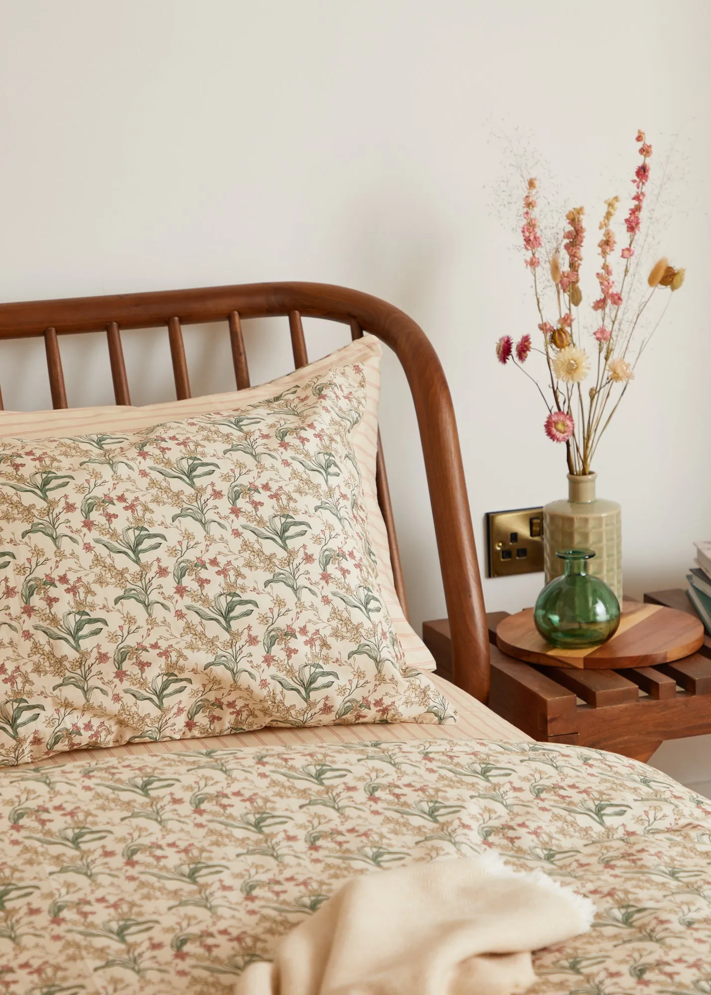 Foxford Romantic Blossom Duvet Set