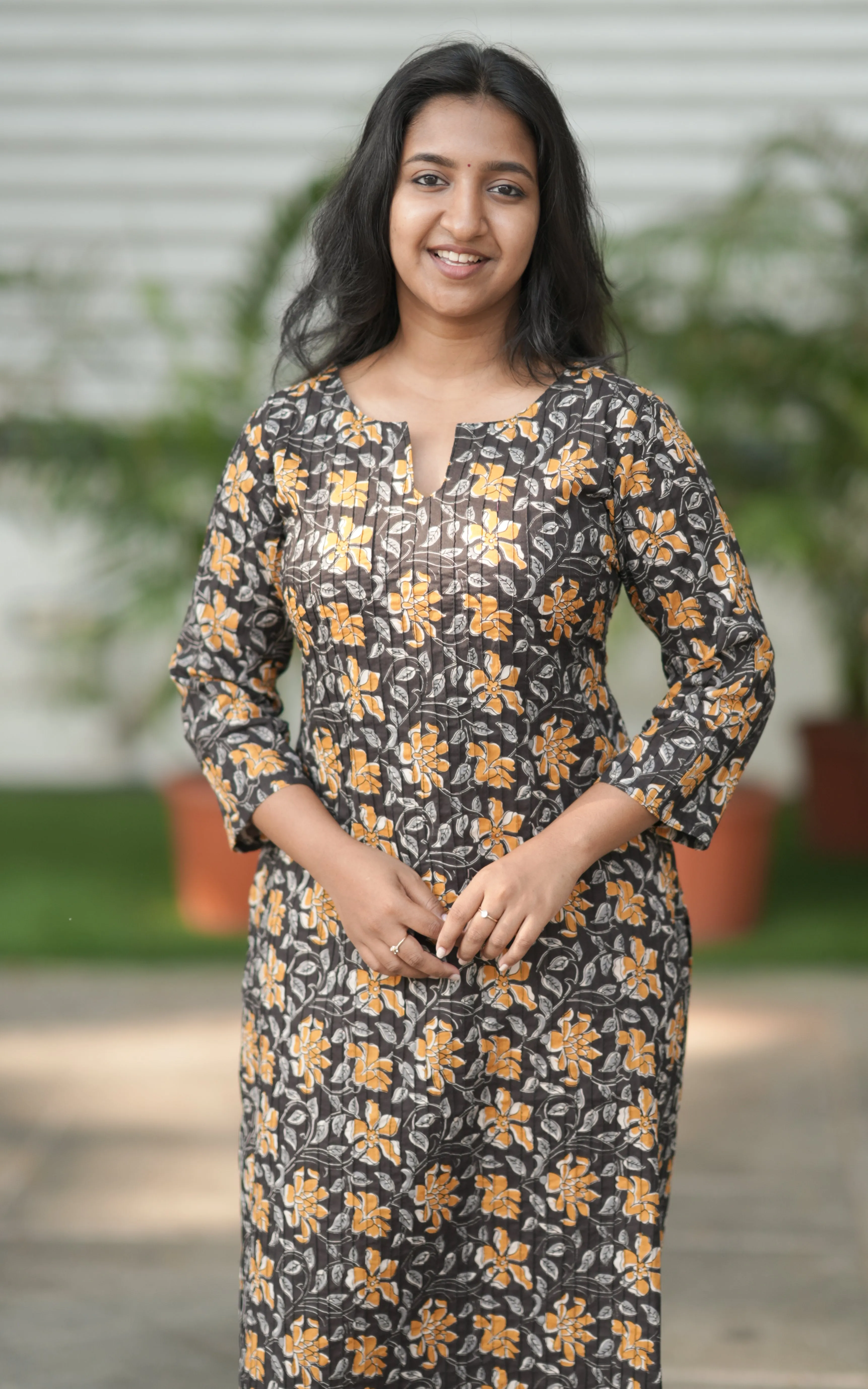 Lakshana E